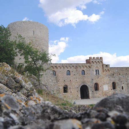 Отель Residenza Ducale Бовино Экстерьер фото
